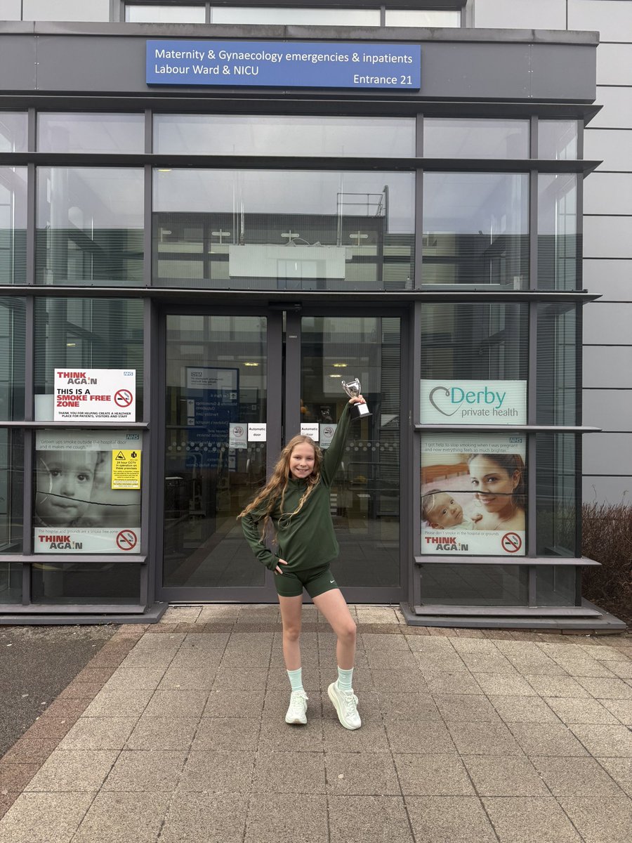 Lisa Wainwright tweet media