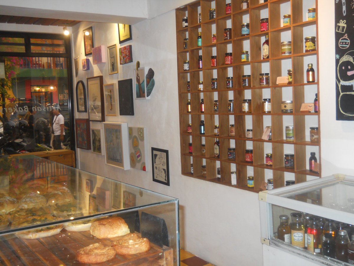 donothateG's tweet image. 