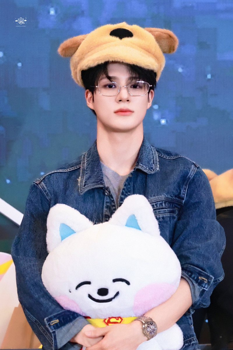 NAKS_BB's tweet image. 251227 iminitv 

#JENO #제노  #ジェノ #NCTDREAM #NCT