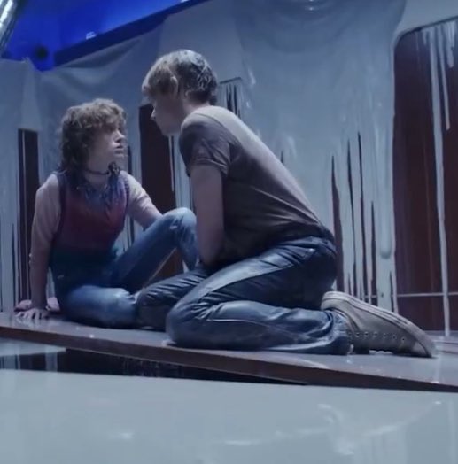 ronancecore's tweet image. why is he sitting there like he’s the girl