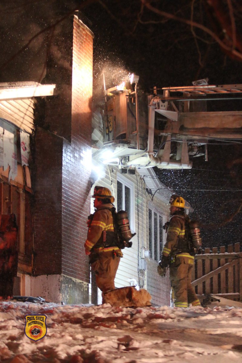 pauls612's tweet image. Paxton fire and their mutual aid partners worked this fire at the height of the snow storm tonight. #mafire #mutualaid

@PaxtonFireDept 
@ctfirephoto 
@telegramdotcom