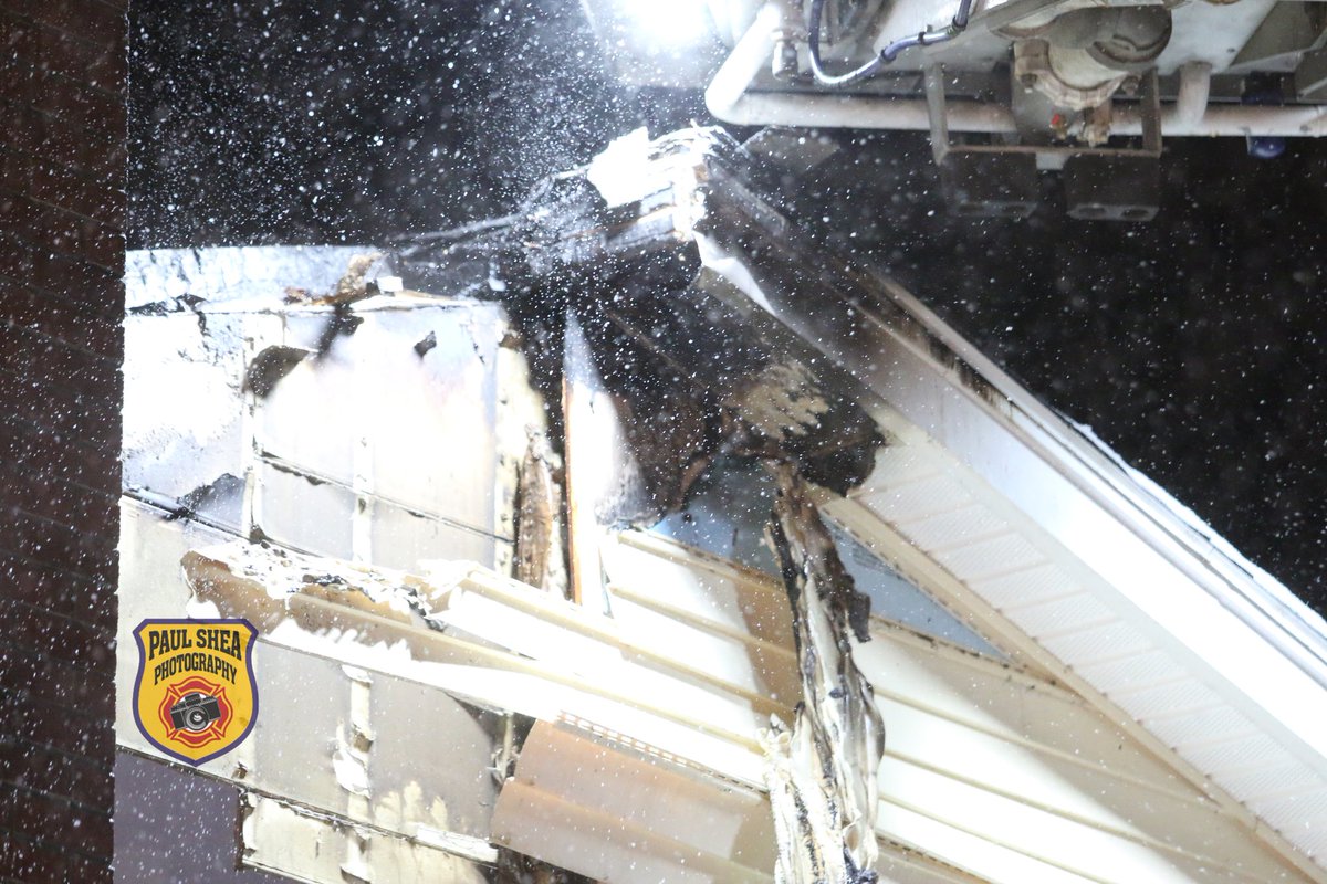 pauls612's tweet image. Paxton fire and their mutual aid partners worked this fire at the height of the snow storm tonight. #mafire #mutualaid

@PaxtonFireDept 
@ctfirephoto 
@telegramdotcom