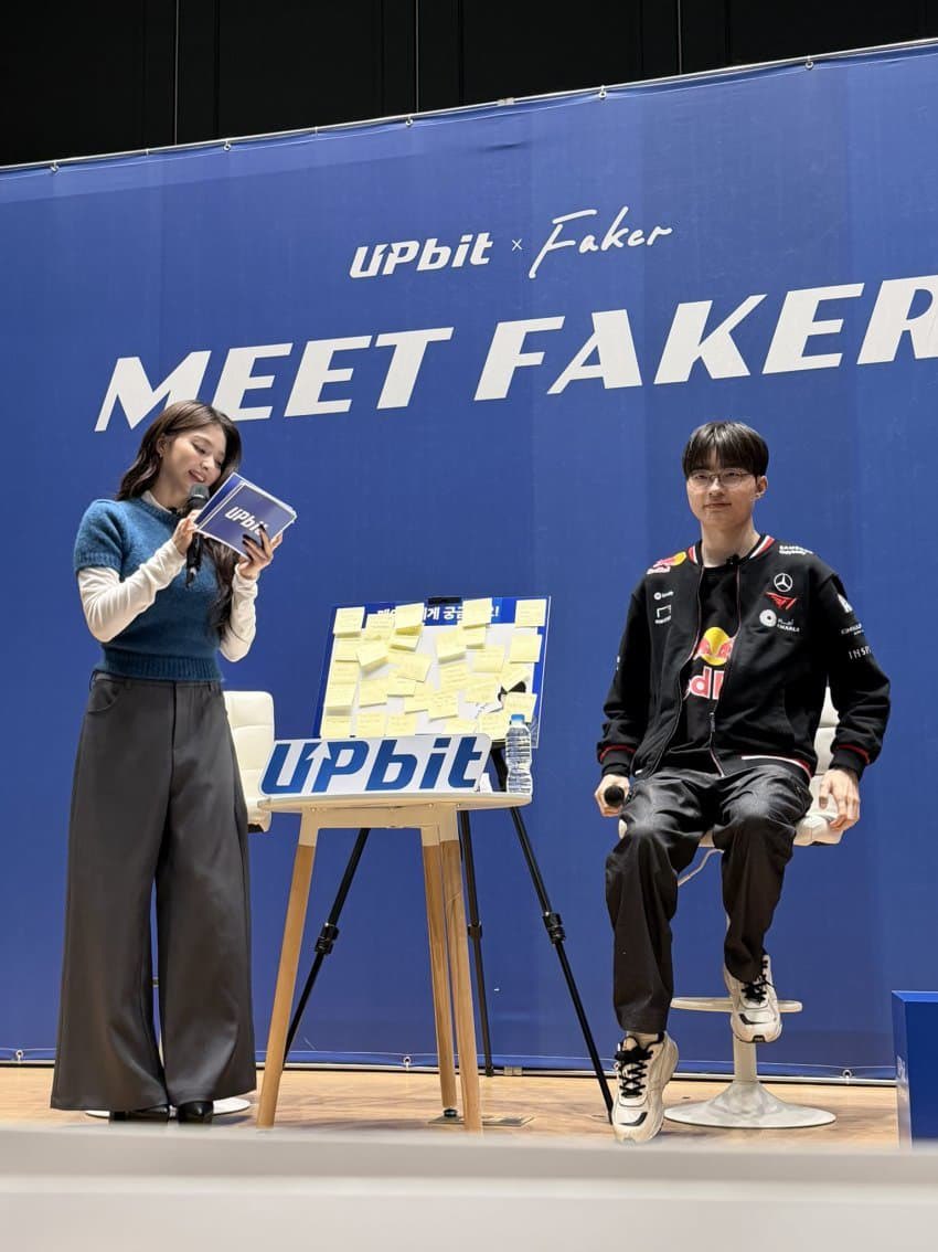 movie601's tweet image. 여러분 골수 티원팬인 나경이가 드디어 대상혁을 만나 성불했어요...🥹 팬미팅 MC라니!!!!

#페이커