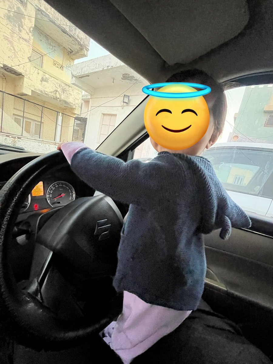 Amit_raja12's tweet image. Exactly one year ago, I brought her home in this car only… and now on her 1st Birthday she is holding the steering like pro 😂

Happy 1st Birthday my princess…!!

Happy birthday Nandika..!

#Daughter #1stBirthday