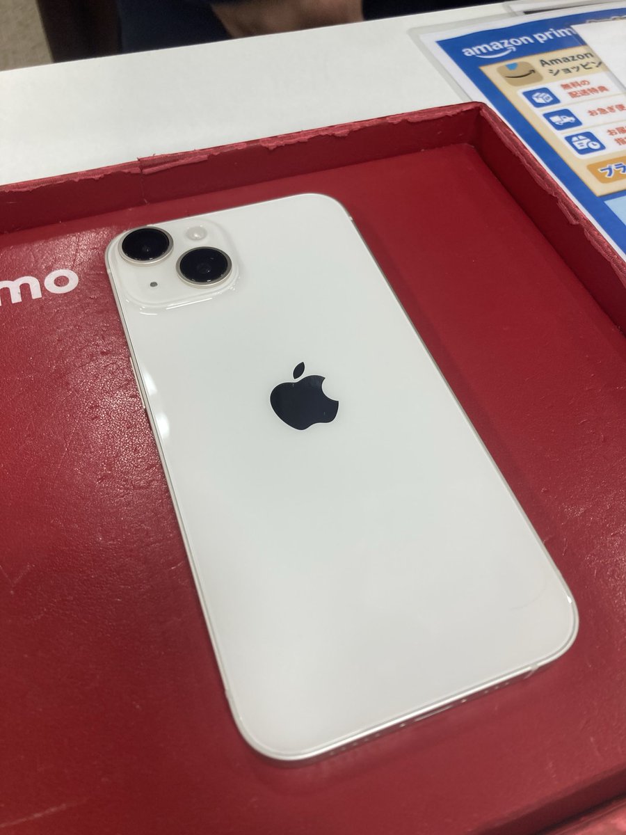 こんにちは！！
今日は間に合わのiPhoneSEから14に新規契約した！
電話番号新しくなってスマホも新しくなって良い年末年始になりそう♡

皆さんお疲れ様です🍵
