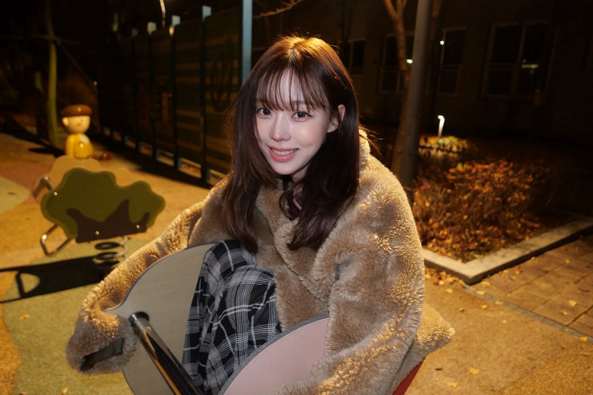 aespasbbl's tweet image. 122527 ⭐️💬