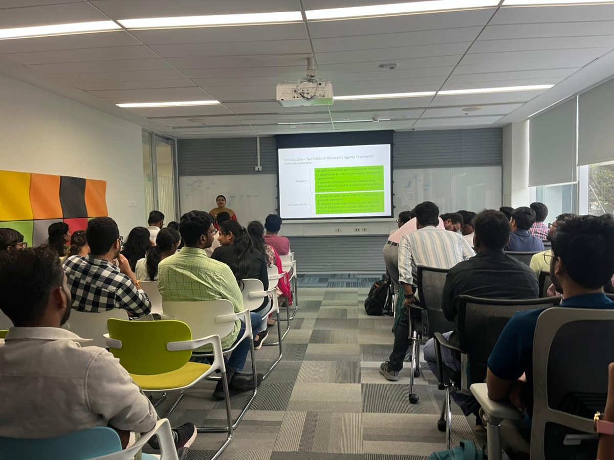 XMonkeys360🐒 tweet media