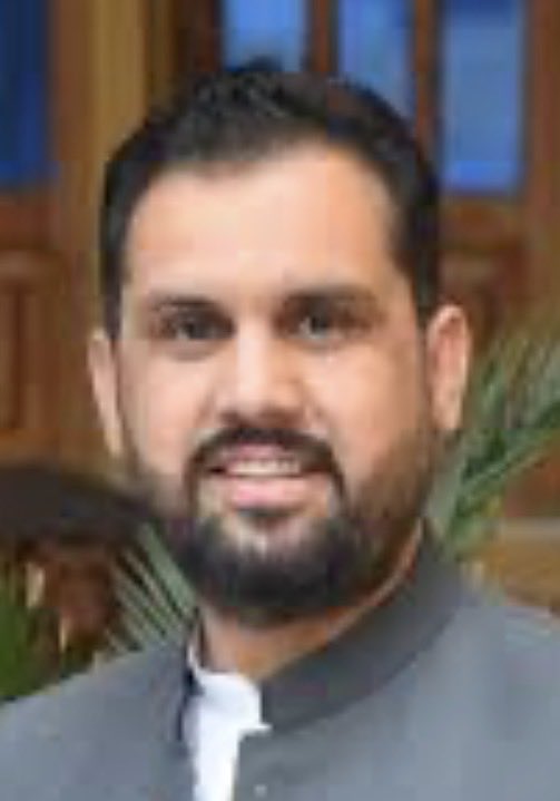 FayyazCanada's tweet image. دادا جی بتا رھے تھے مینا آفریدی اور سہیل آفریدی آپس میں سگے کزن اور ایک ہی کتی کے بچے ہیں۔ 

کیا آپ میرے دادا جی سے متفق ہیں؟