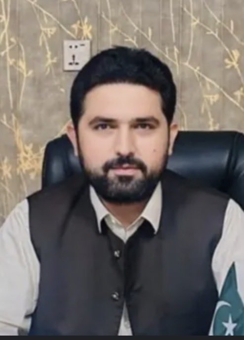 FayyazCanada's tweet image. دادا جی بتا رھے تھے مینا آفریدی اور سہیل آفریدی آپس میں سگے کزن اور ایک ہی کتی کے بچے ہیں۔ 

کیا آپ میرے دادا جی سے متفق ہیں؟