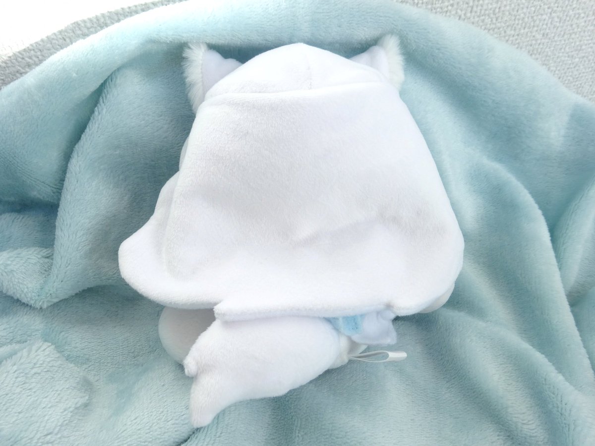 擦郎様（<a href="/h9_st/">擦郎</a>）に、こはるさんのぬいぐるみを制作していただきました
髪等で隠れてしまう部分、複雑なところも丁寧に作られていて凄い…！！
ふわふわでやわらかな手ざわりもたまらないです！