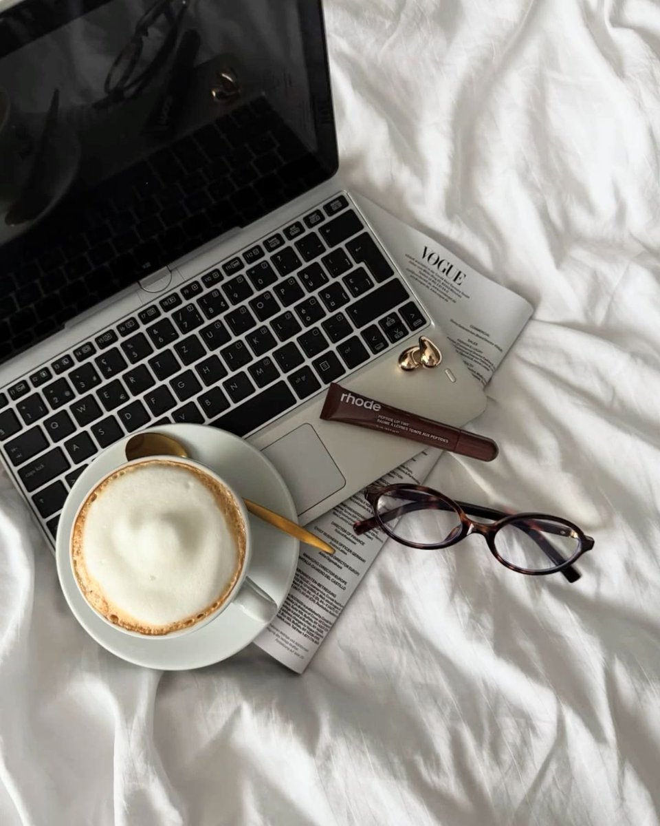 classyladylife's tweet photo. coffee and work. https://t.co/MjnB2bMjRw