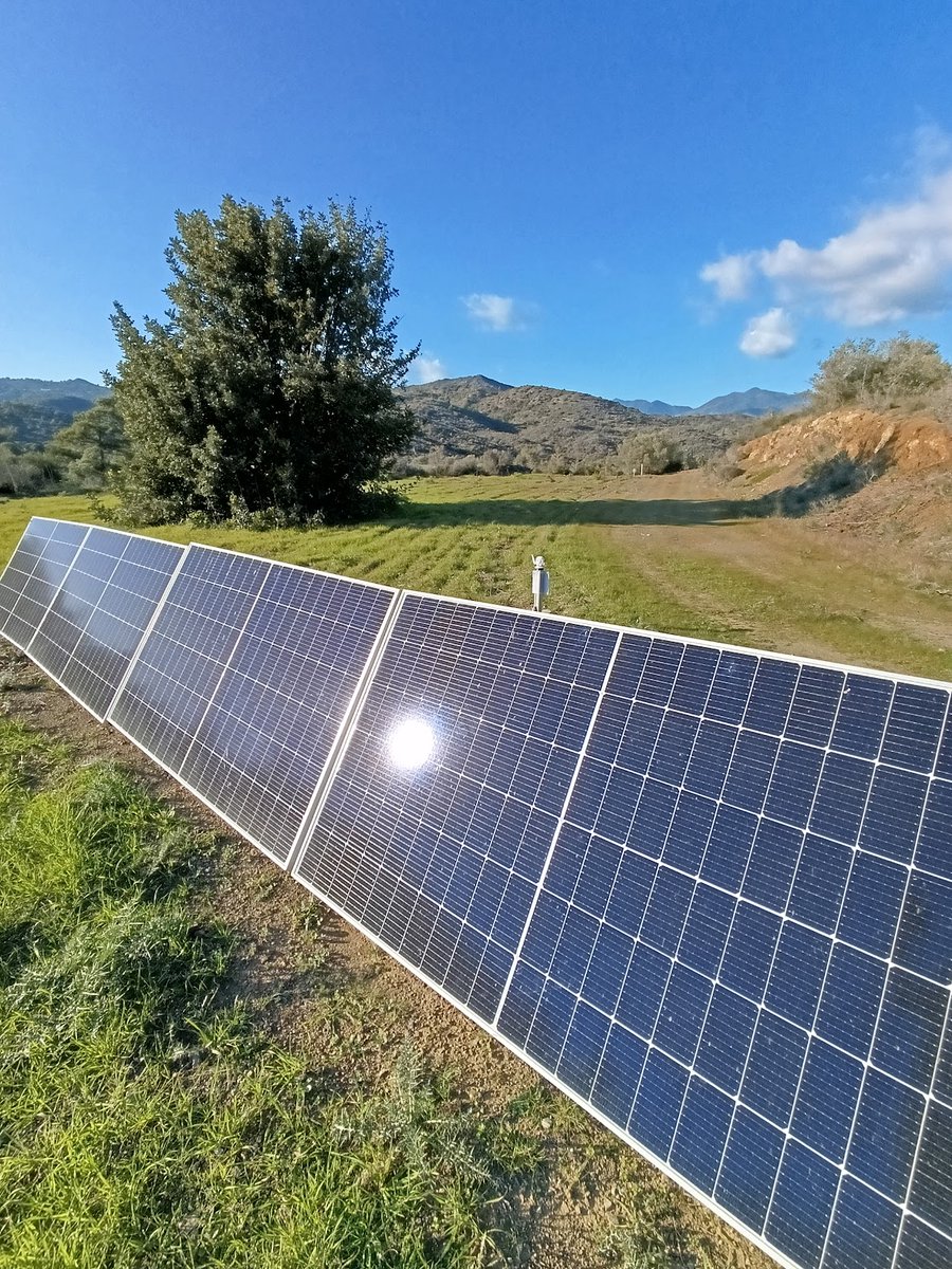 heliosmining's tweet image. 🌞 Looking Ahead to a Radiant 2026: Solar-Powered Bitcoin Mining is the Future ₿☀️

As we close out 2025, the outlook for sustainable Bitcoin mining has never been brighter! With over 52% of global Bitcoin mining already powered by renewables—and solar leading the charge in…