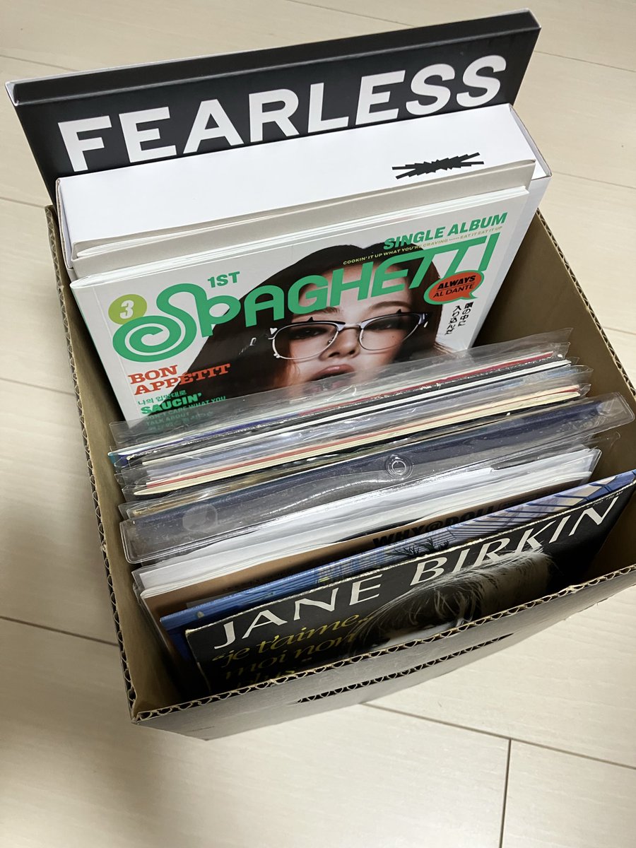 atit32's tweet image. #KPOPのCDをディスクユニオンの7インチボックスに収納してる人と繋がりたい