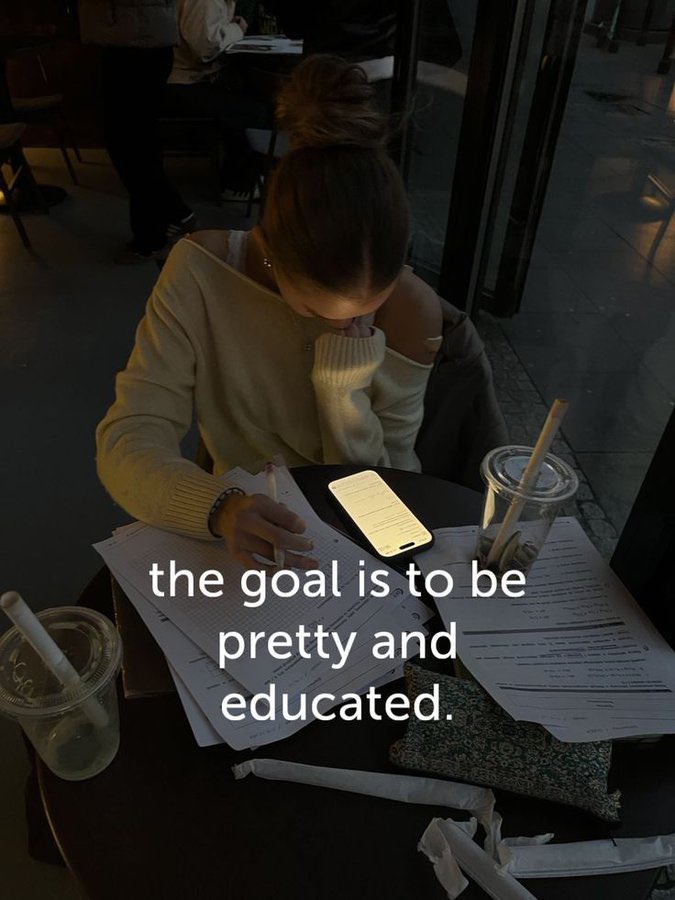 _GirlSay's tweet image. 