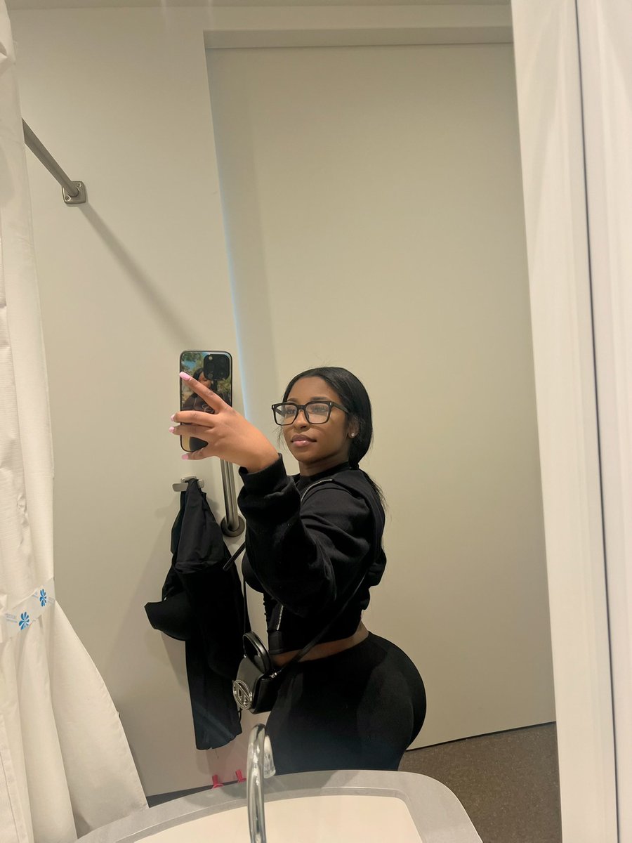 gianahmuse's tweet image. 