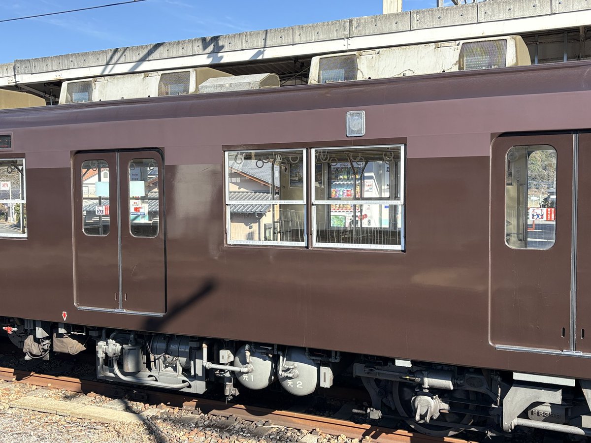 ホームセンサーとの相性が改善されて越生線の運用が良くなって…このつや消し？の塗装部分が改良点なのでしょうか？#東武東上線