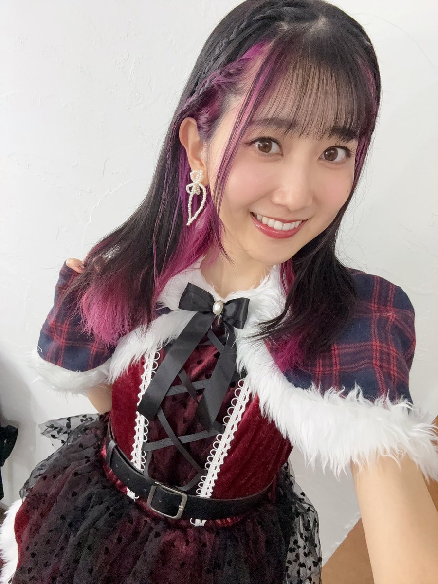 莉音様【専用ページ】 VOICEスタイルVOL.4 本日発売となりました✨ 裏表紙に写真や