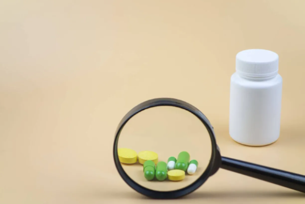 تحليل واسع يكشف دور فيتامينات محددة في الوقاية من السرطان أو زيادته 