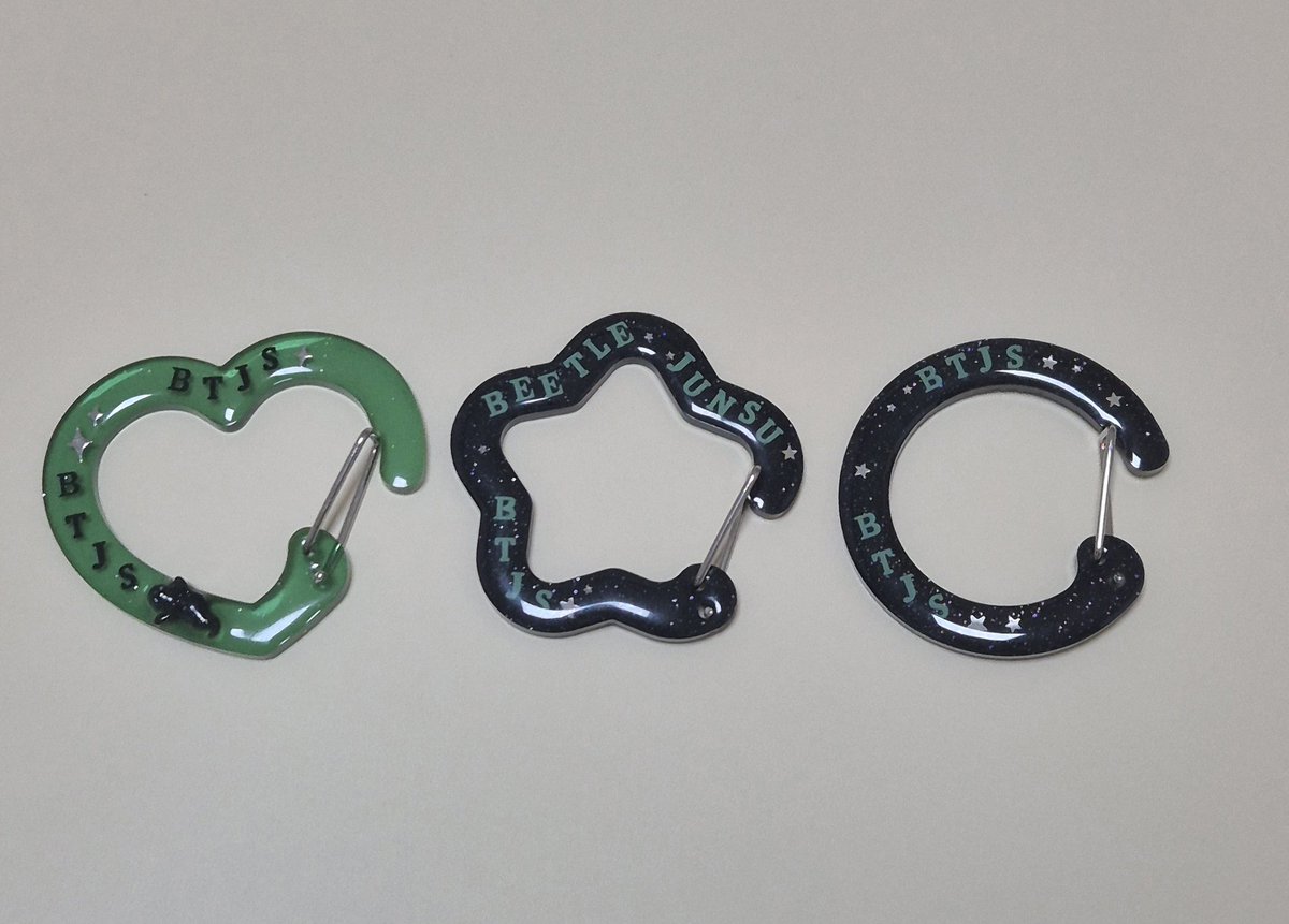 시그받고 기분좋아서 추가나눔!
비틀쥬스 카라비너 1번,2번 두명
28일 내일 가능!
프롬, 멤버십확인
댓 남겨쥬세용