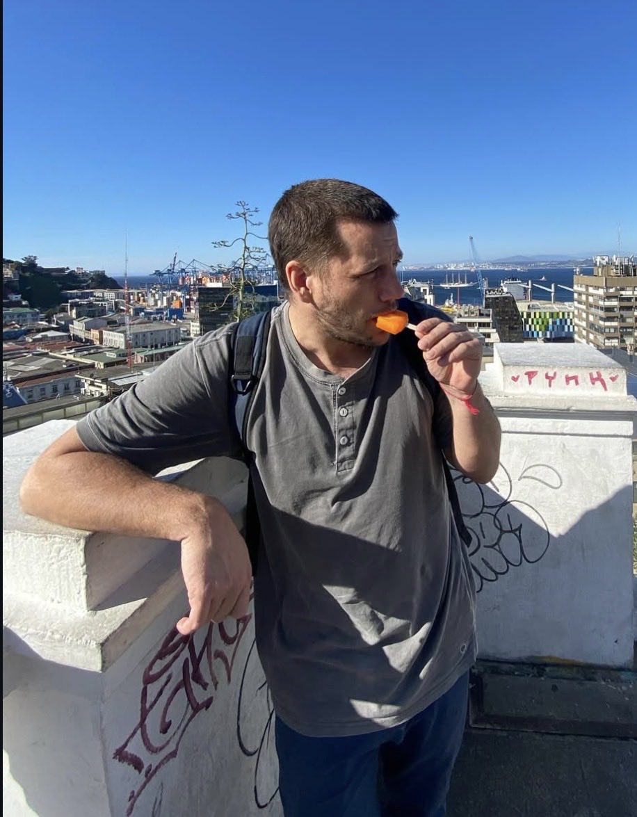 pedrodevotee's tweet image. hear me out…….