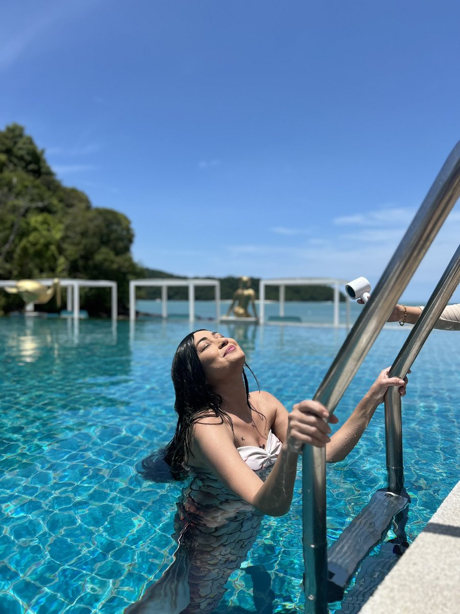maya_karin's tweet photo. Selamat menonton Duyung 2 Lagenda Aurora! 
Thank for your love all these years!! ❤️💙🩵
#duyung #duyunglagendaaurora https://t.co/MSpiMzGjUR