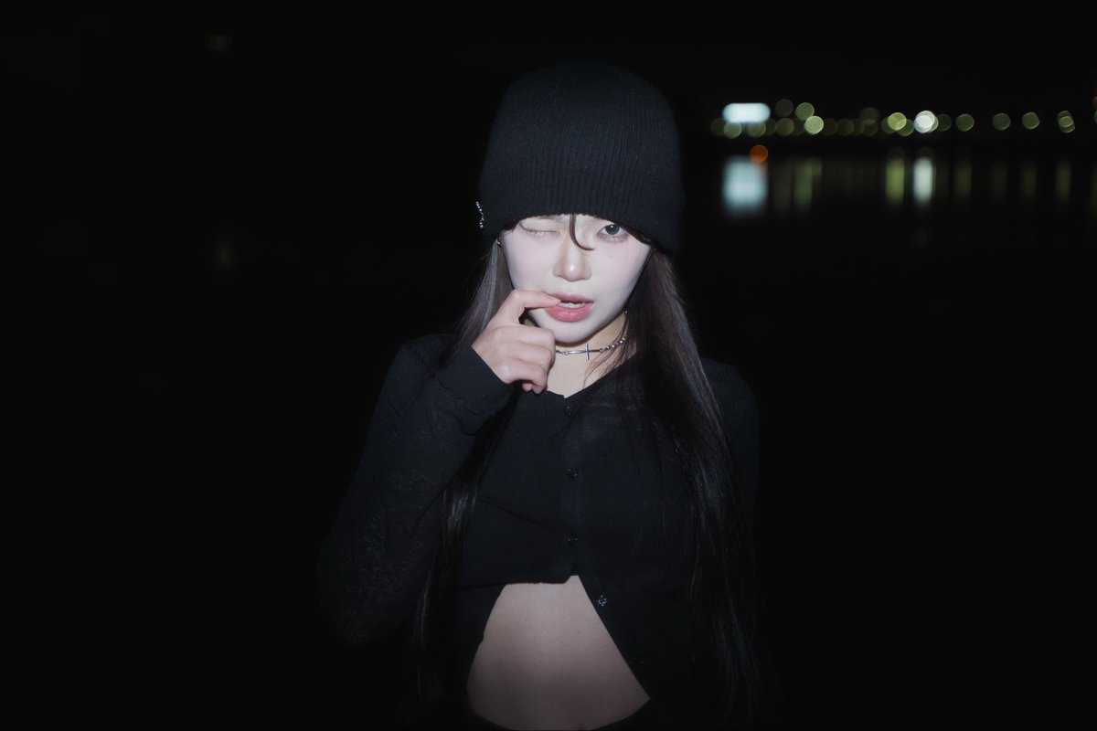 6174_official's tweet photo. 6174 -ロクイチナナヨン-

■■■■■■■■
【MEMBER】
■■■■■■■■

🕷️vivi  @6174_vivi 
― 100回オーディション不合格―

⚙担当：100回否定されて完成した怪物
🩸カラー：未

最年少

■■■■■■■■

🚨このポストが #100RP 達成で
     4人目のメンバー解禁。

#アイドル
#拡散希望 https://t.co/iLDLCdzKqg