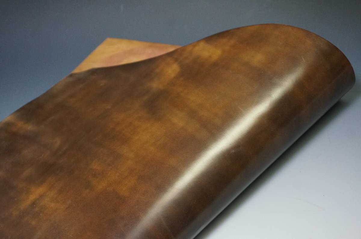 塩原レザー｜コードバンとブライドルレザー専門店 (@shiobaraleather