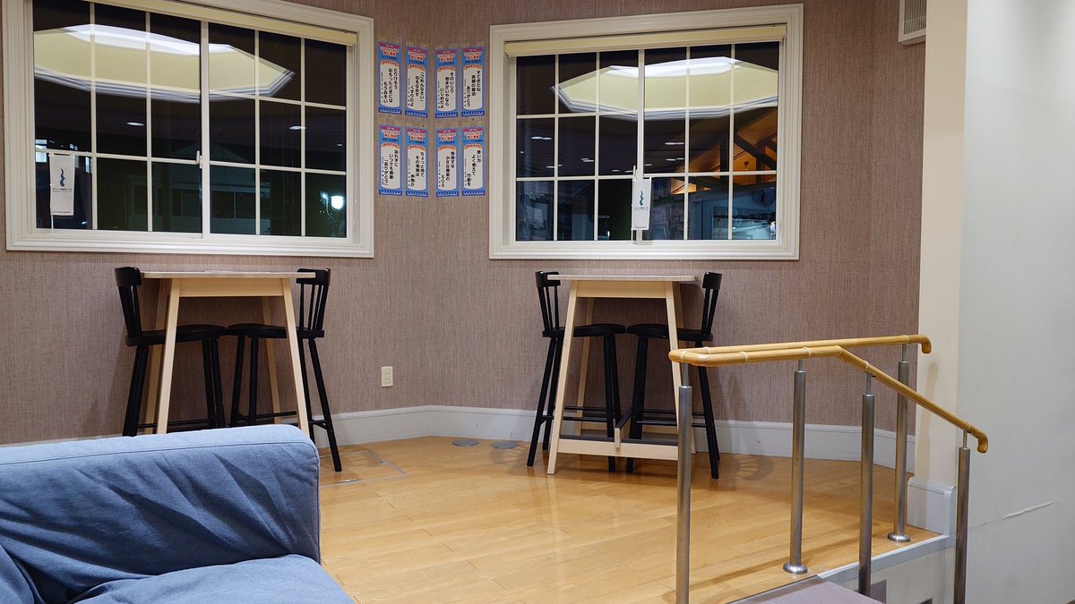 陸中山田駅にいて、汽車が来るのを待ってます。