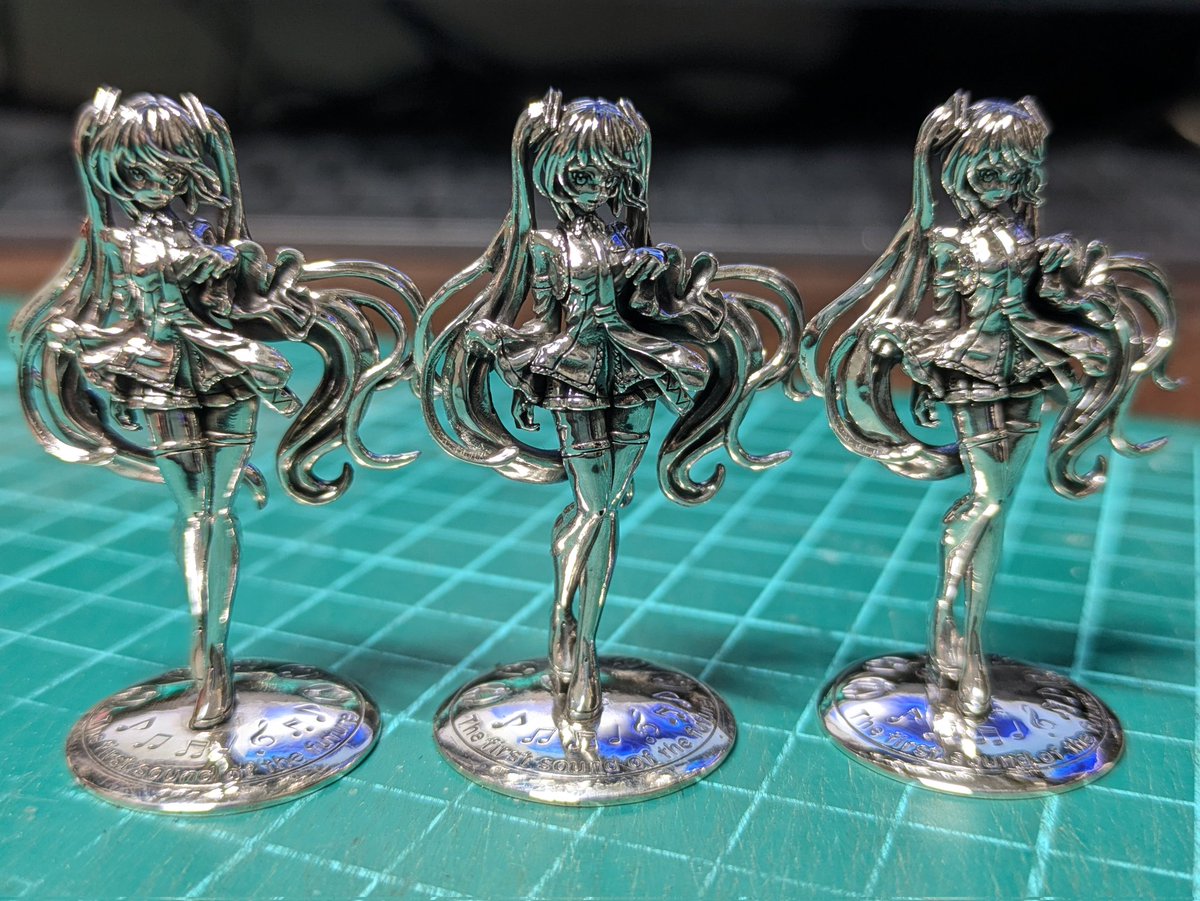 黒染め落として鏡面研磨。 ほぼ完成にこぎつけた。 次は洗浄。