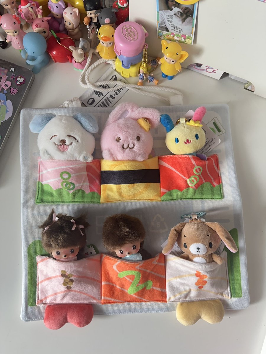 enjoysunsan's tweet image. ส่งต่อ ที่ใส่ตุ๊กตา ซูชิ ห้อยได้ค่ะ 💘
⭐️ ราคา 250 บาท 

ค่าส่ง eco 35 / ems 55 บาทนะคะ 
*ใหม่มากไม่ค่อยได้ใช้ค่ะ สนใจสอบถามเพิ่มเติม / สั่งซื้อ dm ได้เลยนะคะ