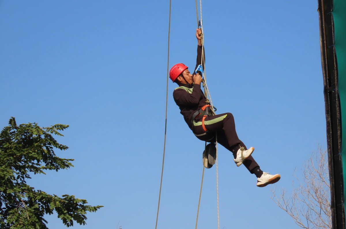 BSF_BIAAT's tweet photo. ##### Survival &amp; Rescue Course (Advance) in jungles, mountains and high altitude area Srl no -09 of  03 weeks long training at BSF Institute of Adventure &amp; Advance Training (BIAAT) Dehradun w.e.f 08/12/2025 to 27/12/2025. Where trainees from BSF , other CAPF &amp;SPO were part of it. https://t.co/tOd54mFUFu