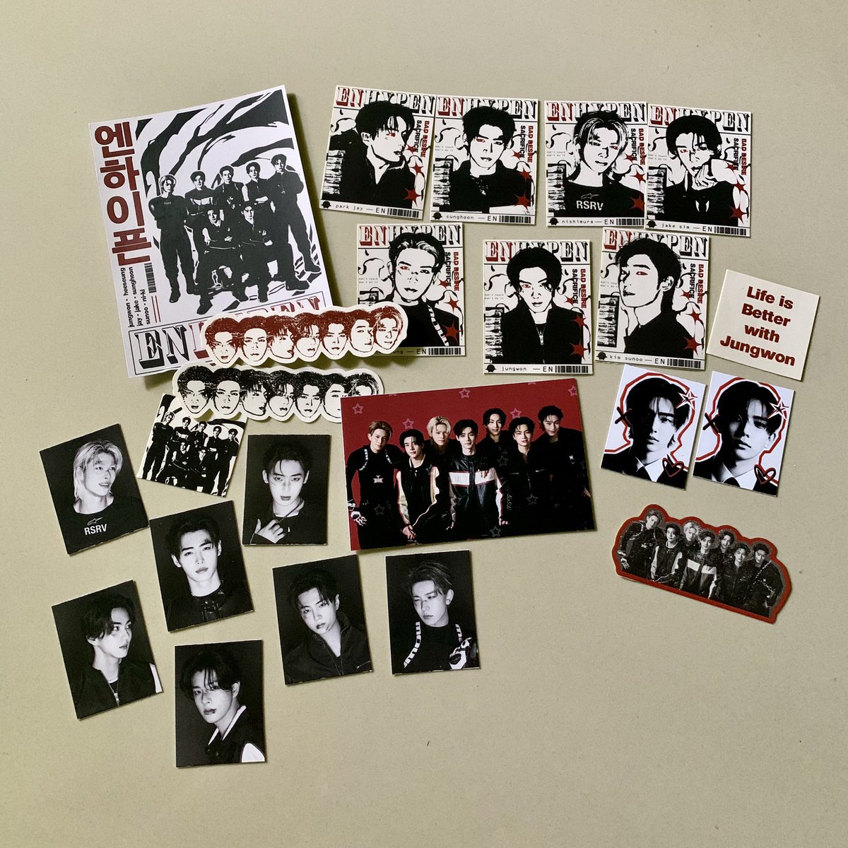 blackandwhitez7's tweet image. #part13 Up mails ENniversary kit✨

by. @Artylep woww thank you mate🤩
emang harus menang war ini bcs stikernya banyak🙂‍↕️