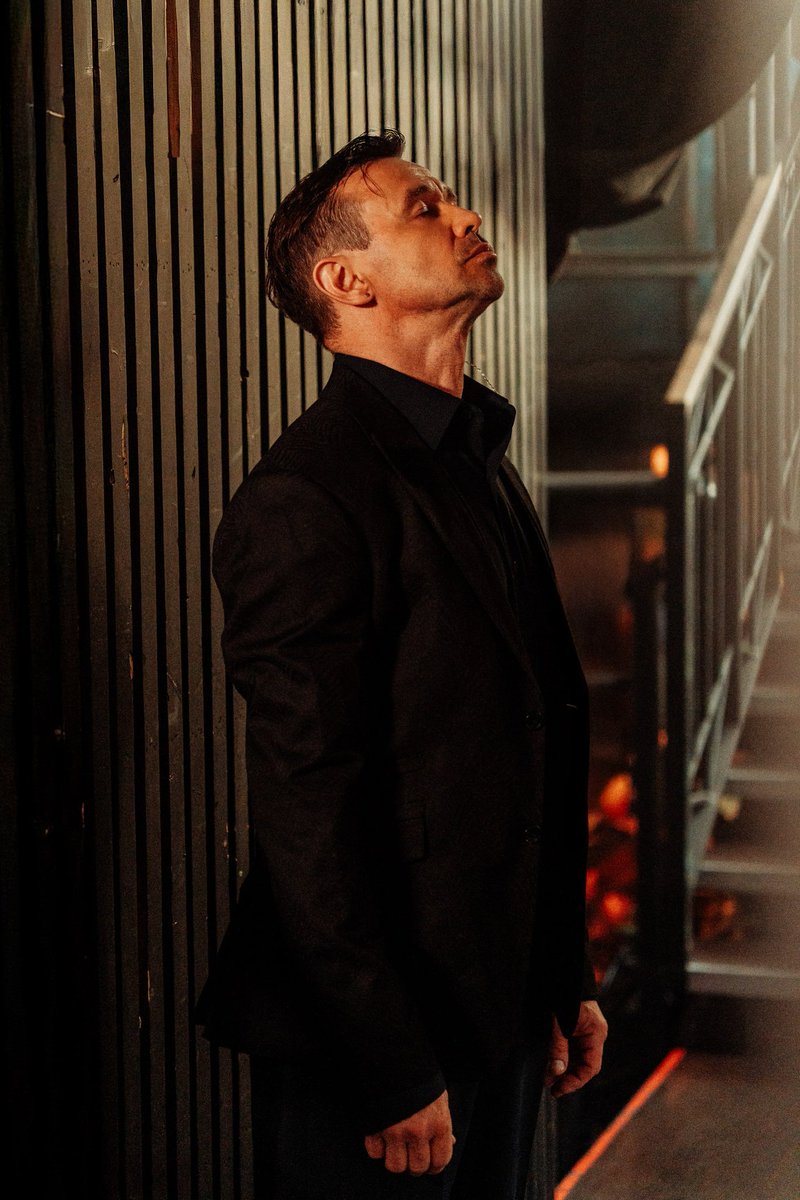 Дельфин tweet media