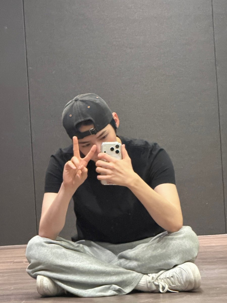 hak0ng's tweet image. 이힝 이힛히 잉힛