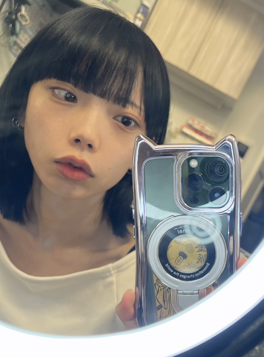 はちです♡ 古着の可愛いポンポンニット帽を買ったので、ポンポンニットデビュー