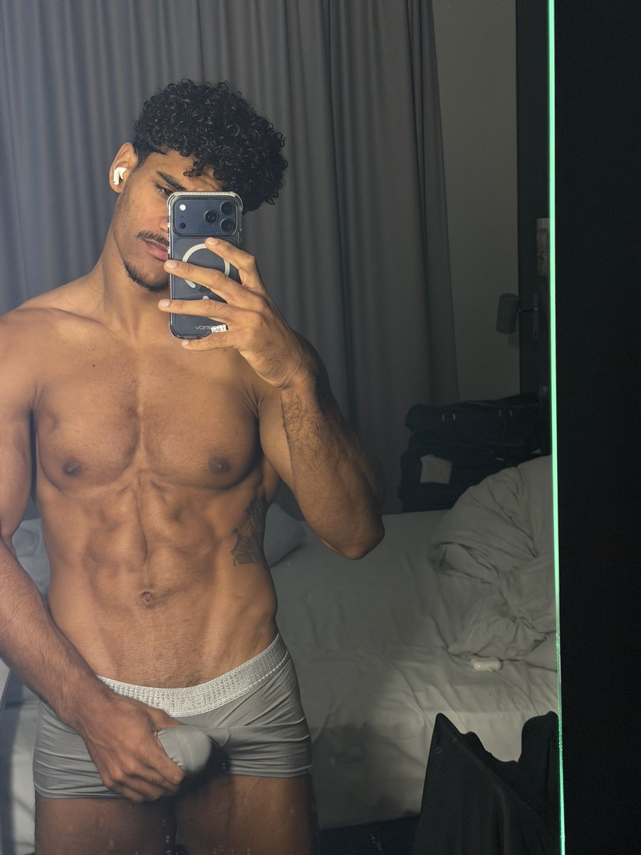 Alex_kingoul tweet media