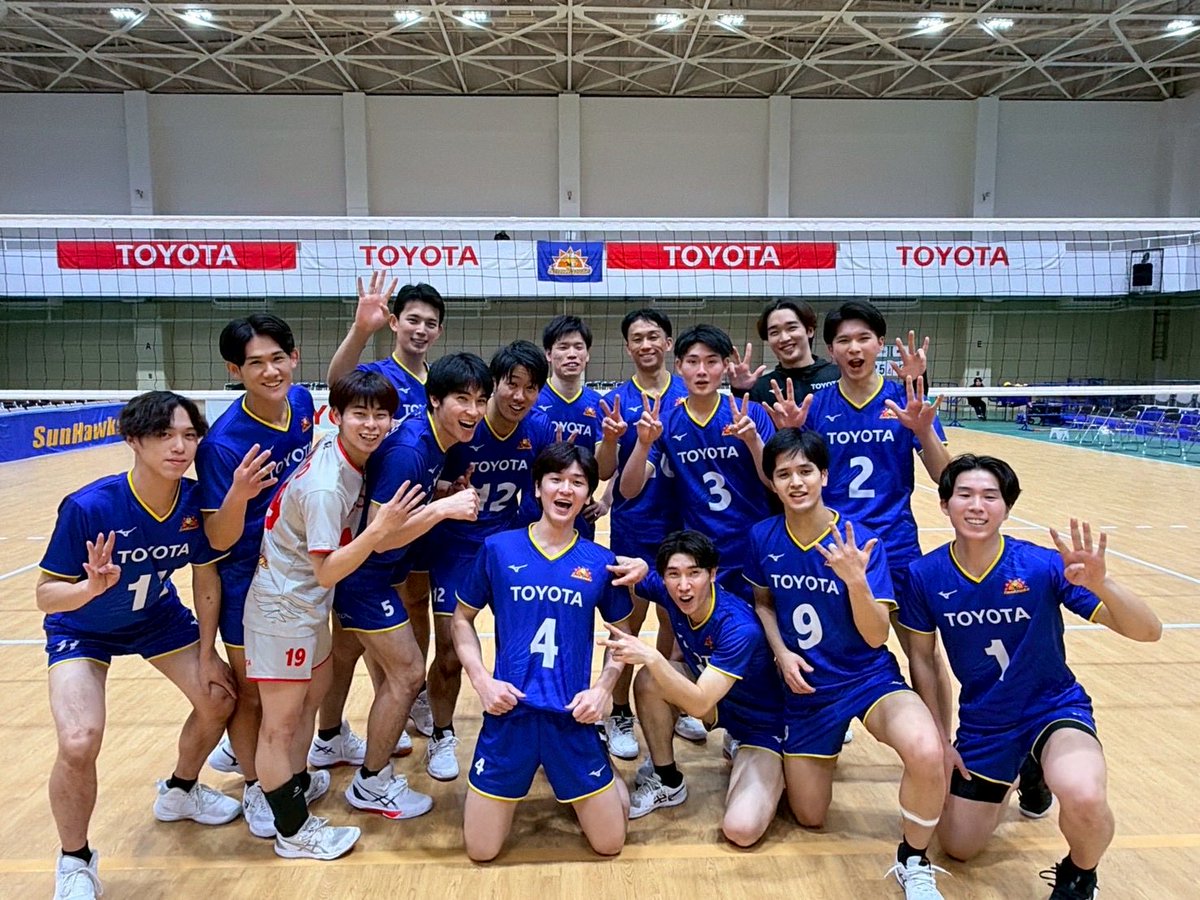 🦅
試合結果🏐

2025-26 V.LEAGUE MEN

12/27(土) 13:00
 VS#奈良ドリーマーズ
📍トヨタスポーツセンター第二体育館

🦅25-19
🦅25-21
🦅24-26
🦅25-22

セットカウント3-1で勝ちました
たくさんのご声援ありがとうございました🦅