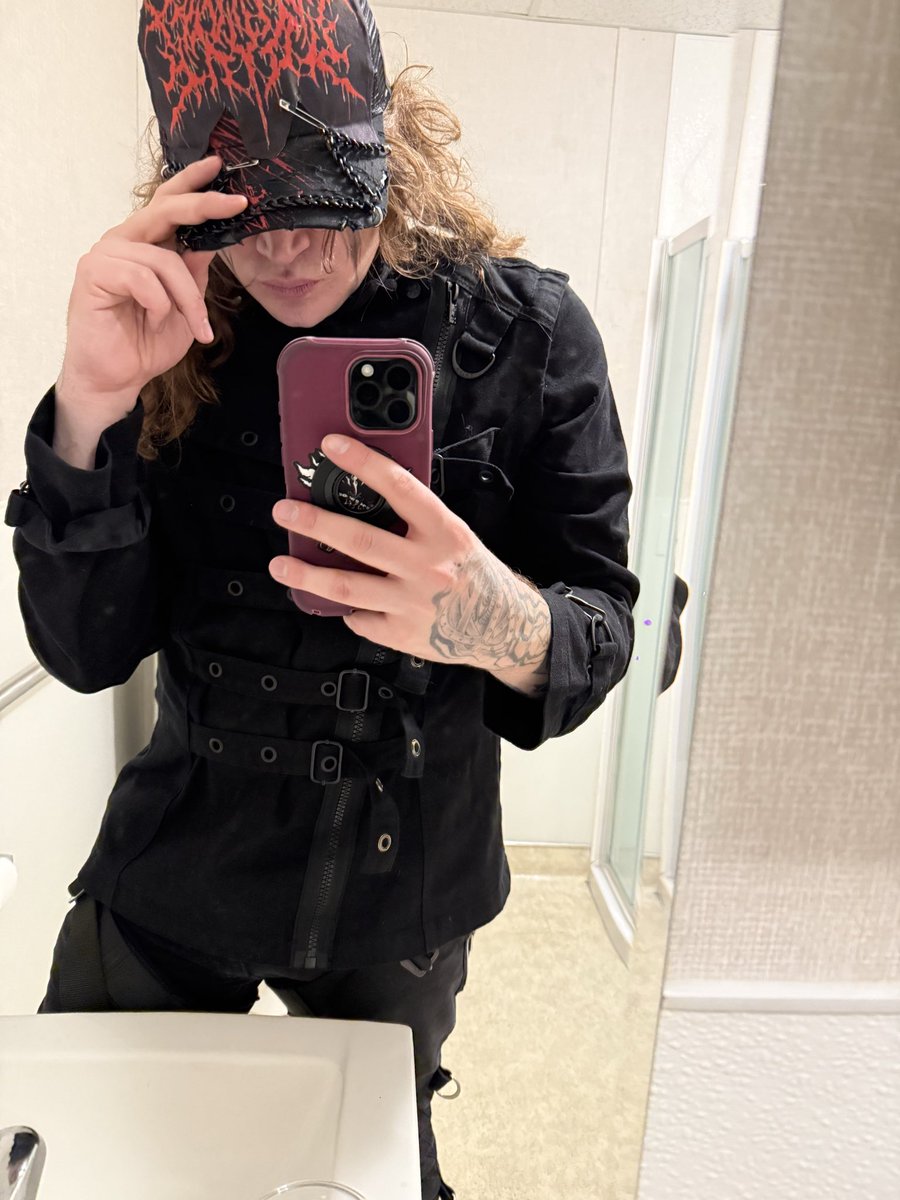 SVDDEN DEATH tweet media