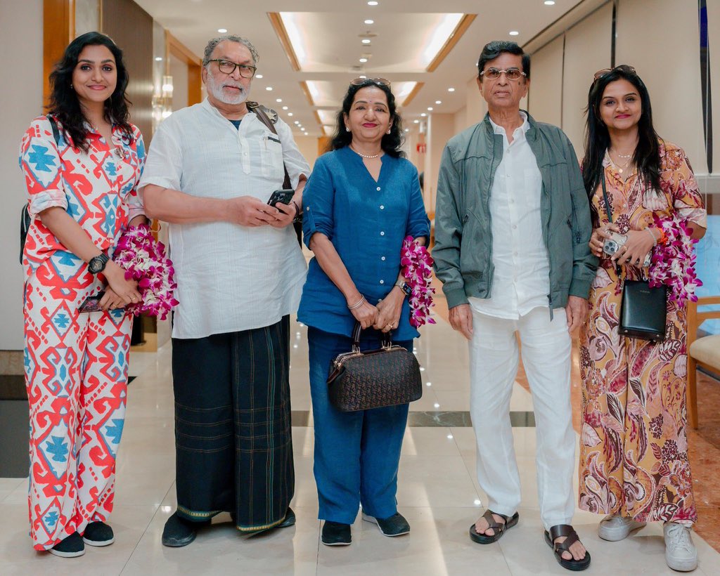 WorldCinema_Off's tweet photo. Thalapathy Vijay's parents, along with Nassar and many others, are here ♥️

This is our chance to witness so many beautiful, unforgettable moments beyond the TV screen - real, heartfelt, and happening right in front of us

Today is not just an event, it's a memory in the making. https://t.co/Z7BZFoIt1m