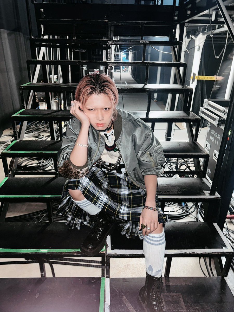 😗👋🏻 こんにちは 昨日の余韻にヒタヒタです。 僕もマルチアングル版