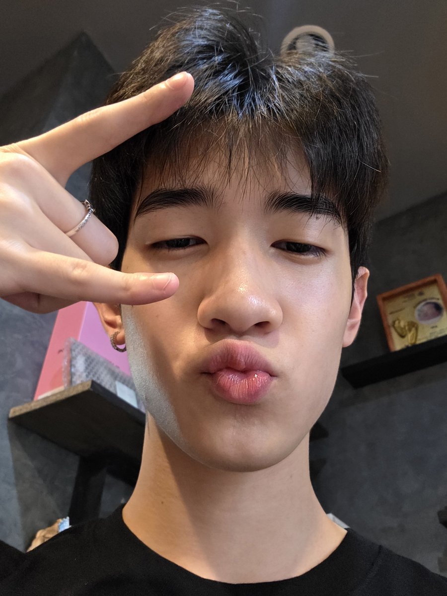 วันนี้เจอกันLive ig 20.45pm น้าค้าบบบ
#AlmondProgress
#ด้อมภภ #PSPW