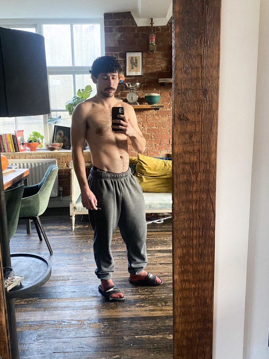Leo Ryder tweet media