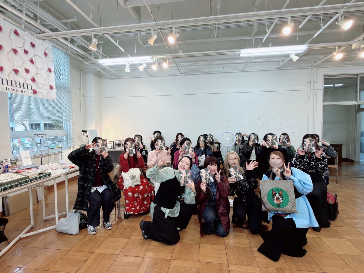 自問自答ファッションあきやあさみ🦫 tweet media