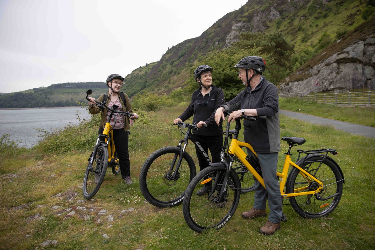Cwm Elan Valley tweet media