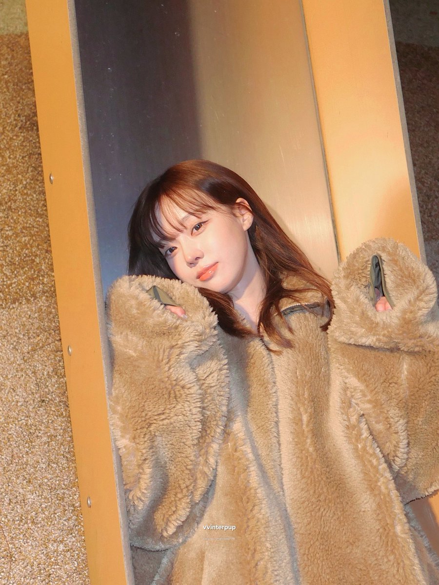 vvinterpup's tweet image. #aespa #WINTER #에스파 #윈터 🐶🫵🏻