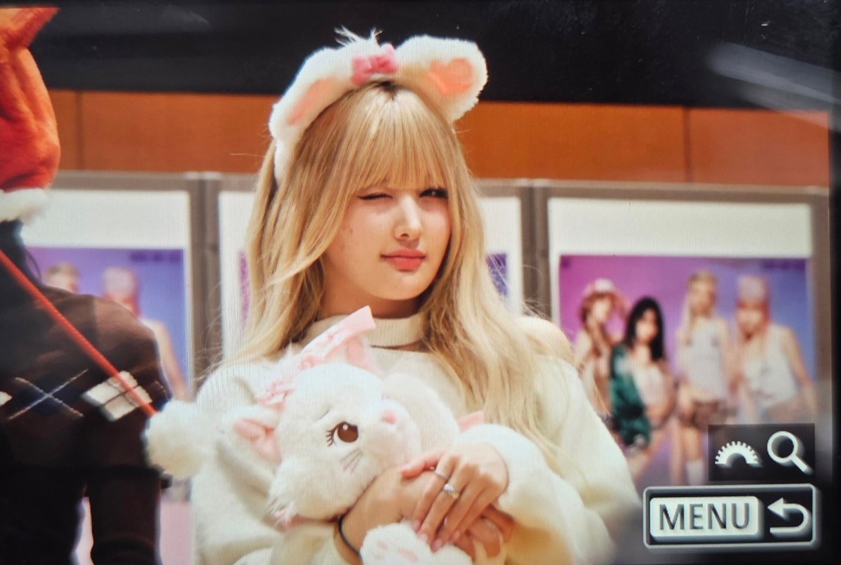 1227 KISS OF LIFE メンバー全員プレミアムサイン会 BELLE pre