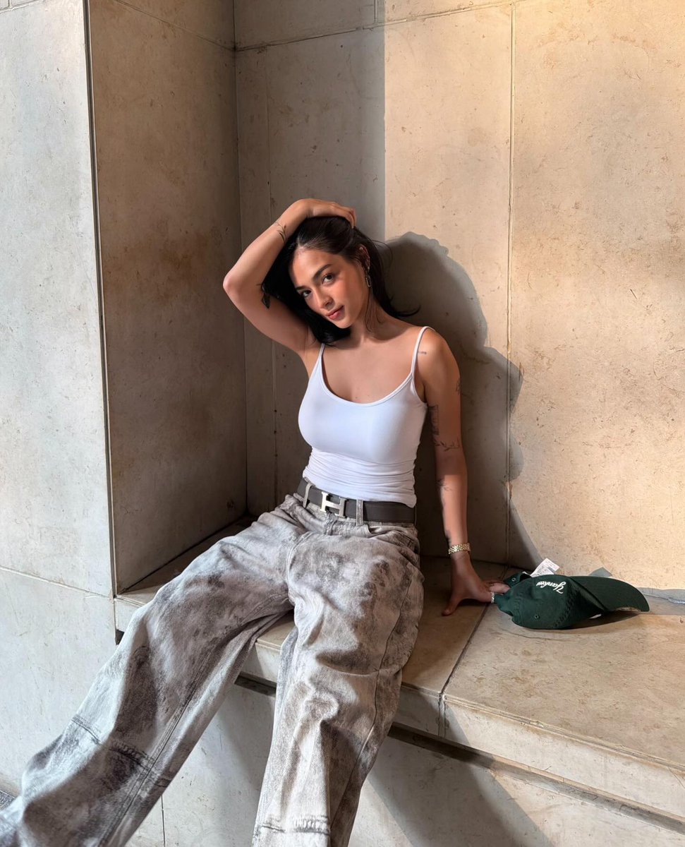 rheesmgl's tweet image. damn, look at that duo

MIKBRENT GABI NG PARANGAL
MIKBRENT GABI NG PARANGAL