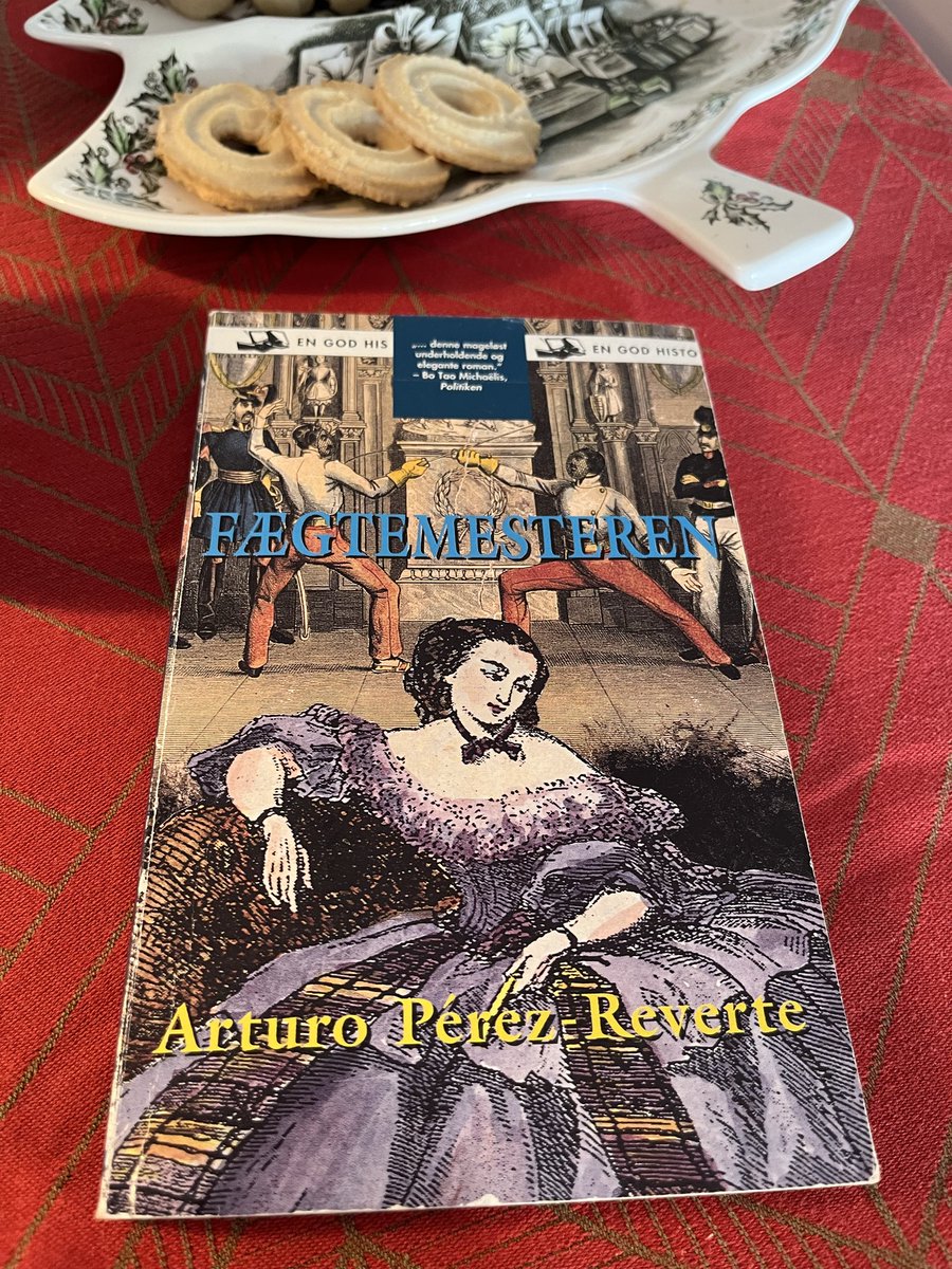 Rosé Marrón tweet media