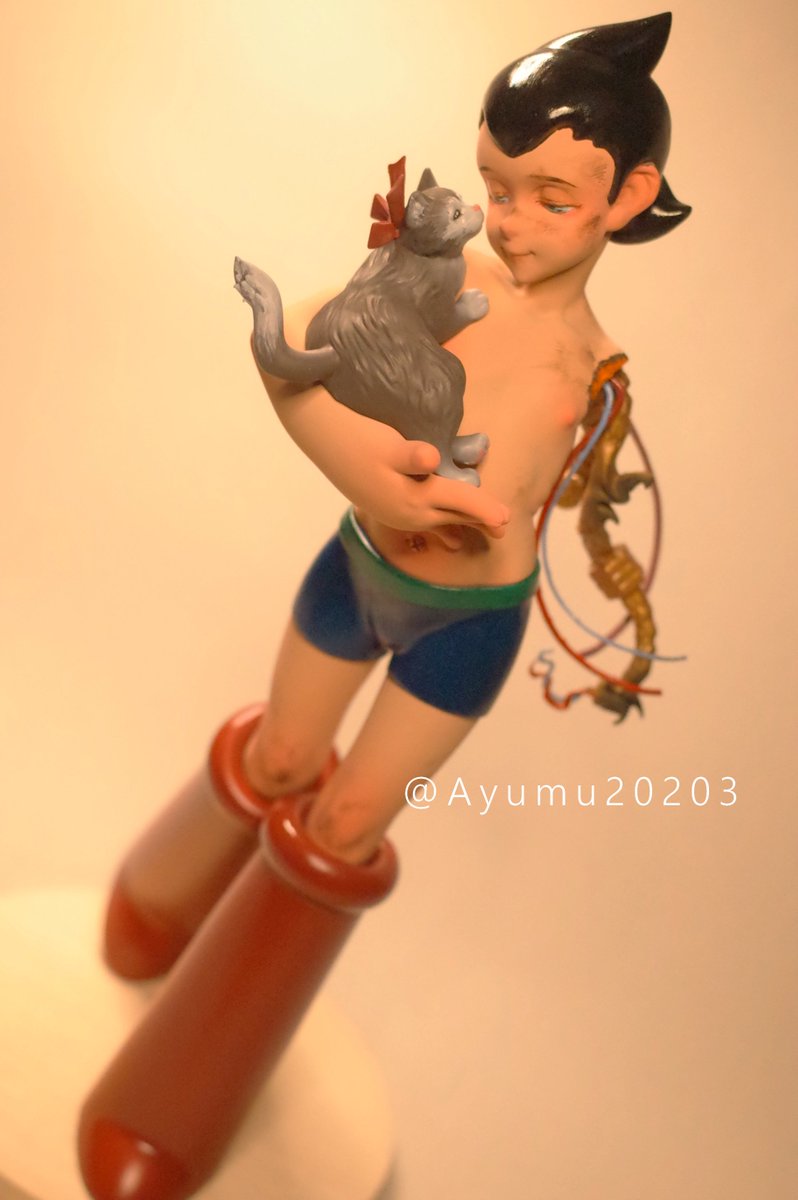Ayumu20203's tweet photo. WF2026冬にて
「仔猫を助けたアトム」
許諾が降りました。版元様、ありがとうございます。
正直、表現的に無理かなと思っていたのでとても嬉しいです。
未塗装未組立てガレージキットのかたちで展示販売予定です。
#WF2026冬 https://t.co/FzgIKBsl9x