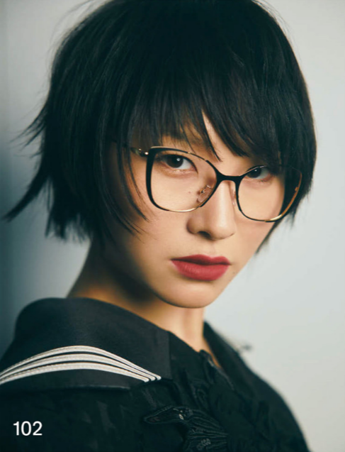 gakkoikeya's tweet image. VOGUE JAPAN
#SUZUKA #新しい学校のリーダーズ
read.amazon.co.jp/sample/B0GC3CS…